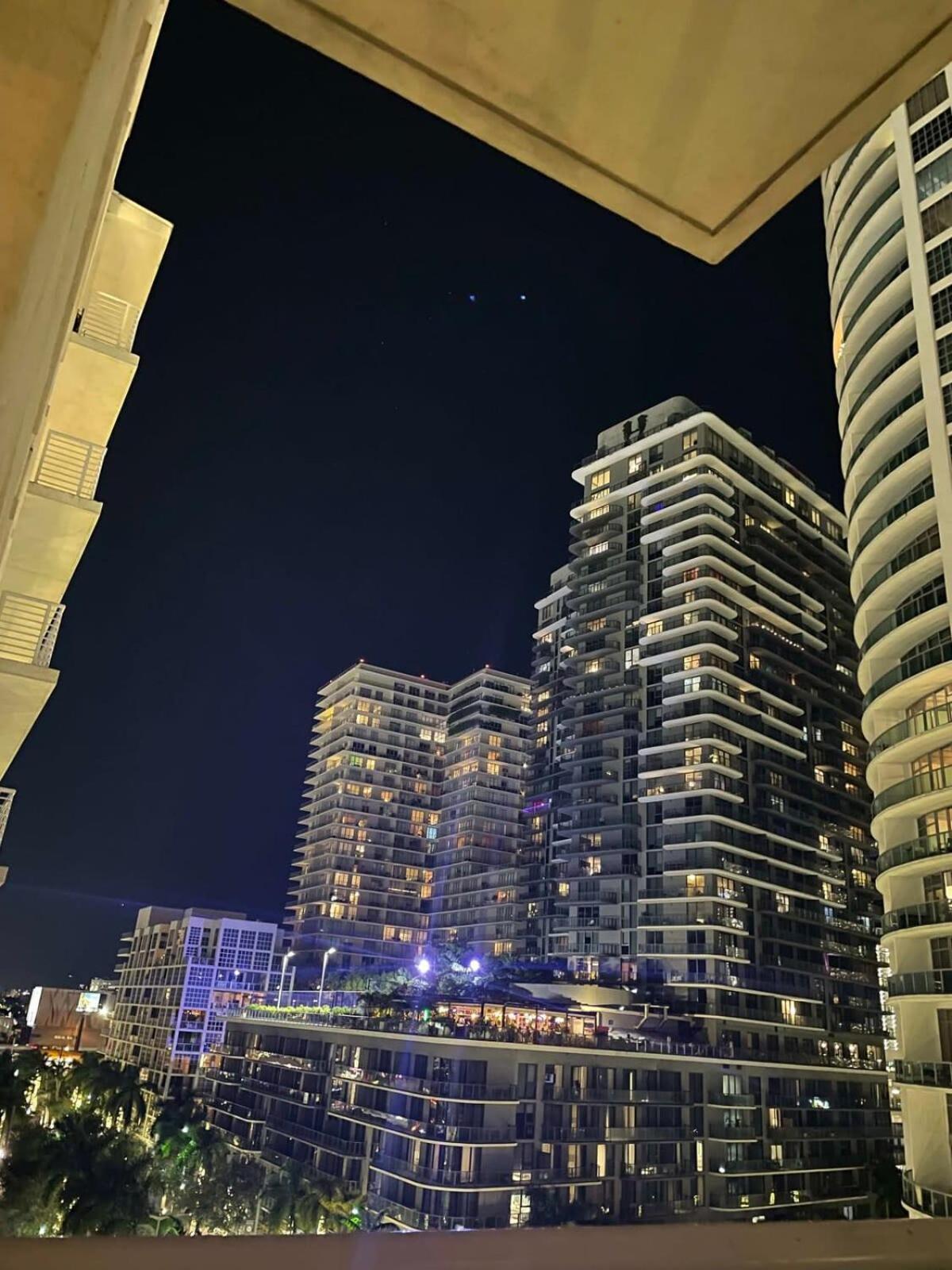 City Condo In Midtown Wynwood With Pool And Parking Miami Buitenkant foto