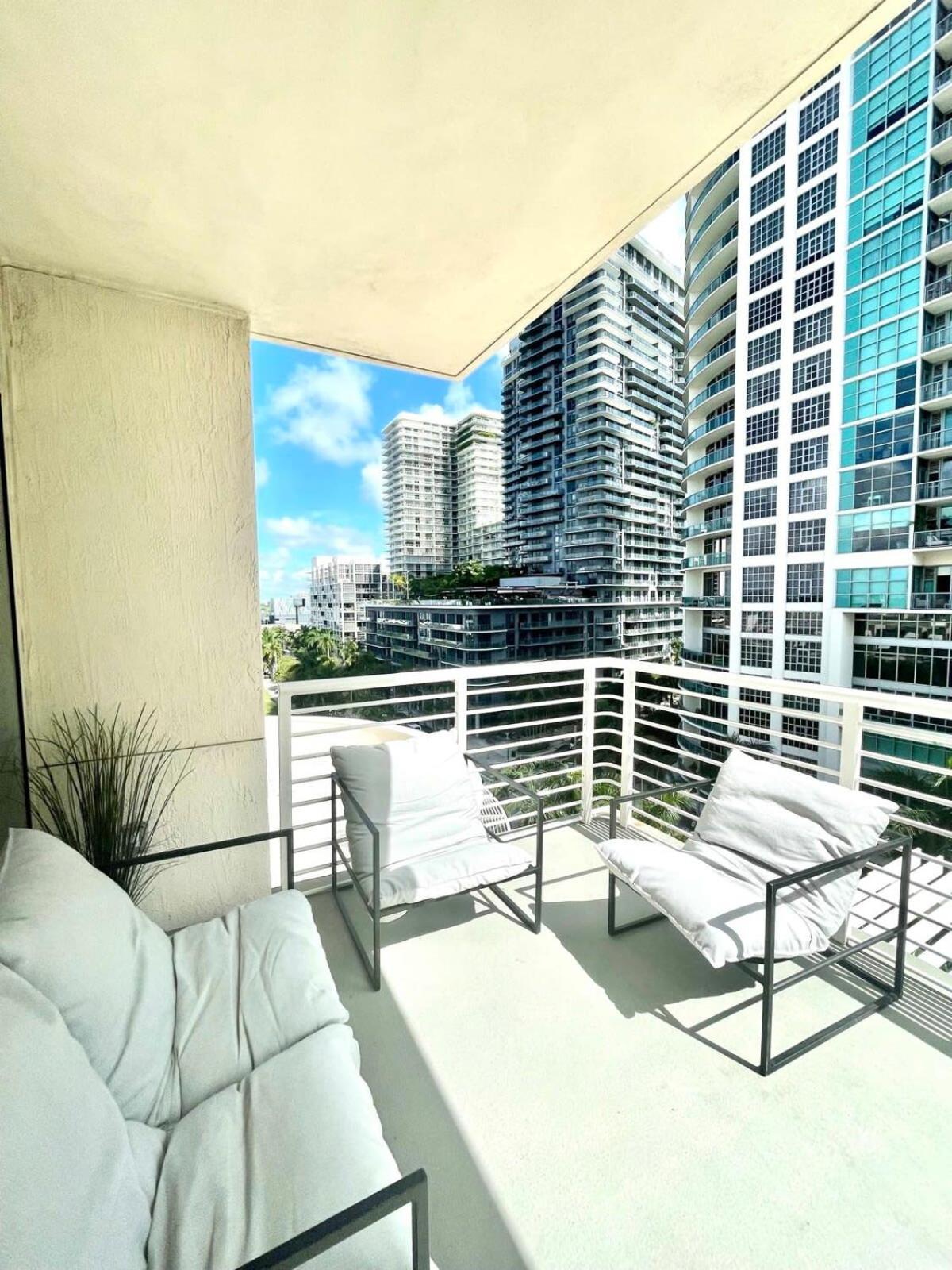 City Condo In Midtown Wynwood With Pool And Parking Miami Buitenkant foto