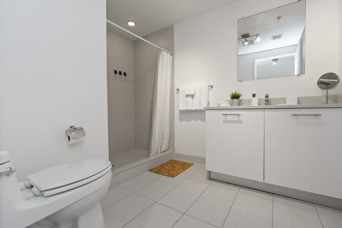 City Condo In Midtown Wynwood With Pool And Parking Miami Buitenkant foto