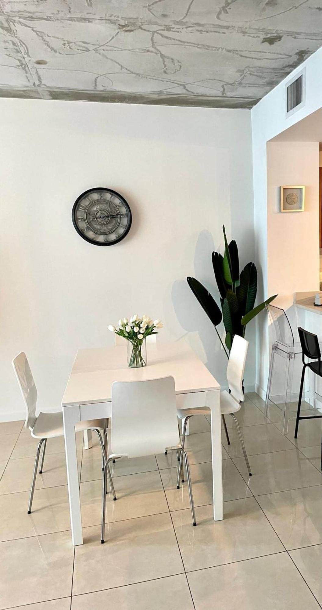 City Condo In Midtown Wynwood With Pool And Parking Miami Buitenkant foto